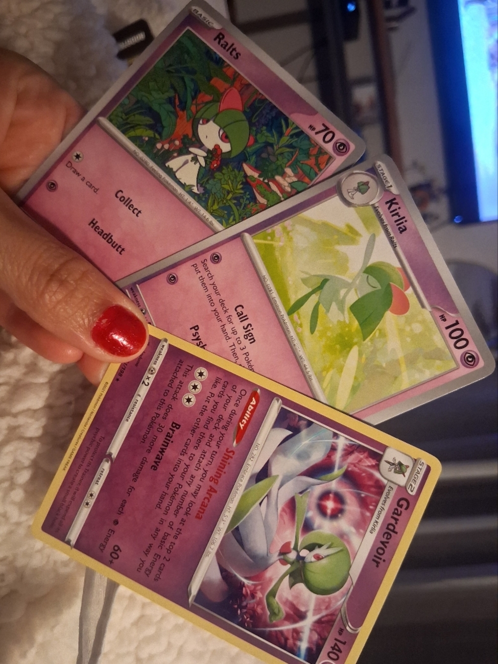 Gardevoir Trading Card – Purple Collector Card